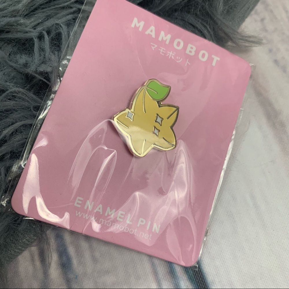 🦋Starfruit Enamel Pin